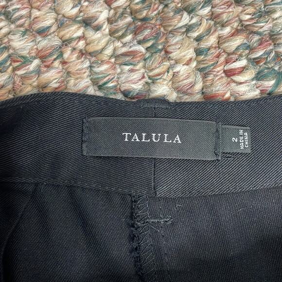 Talula black high rise cropped pants - Picture 2 of 8